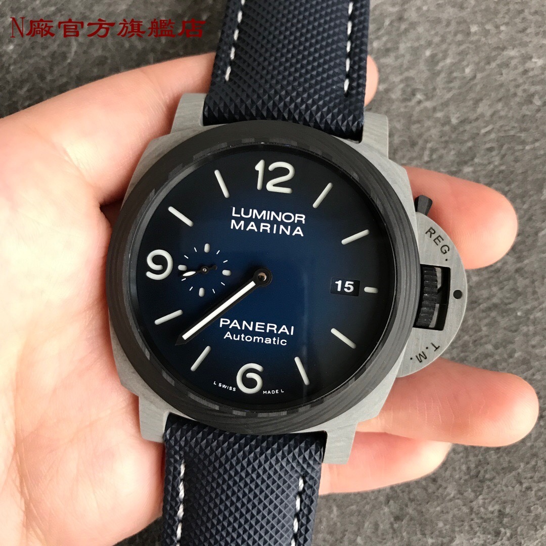 VS廠新品PAM1663 ，44毫米，最新碳纖維材Fibratech—碳纖維新的里程碑！